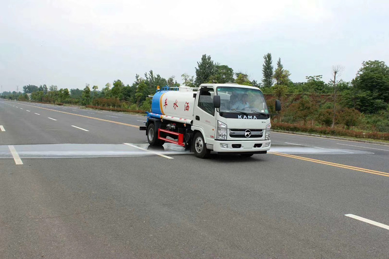 程力灑水車廠家,灑水車送車司機詳談經驗心得 程力灑水車廠家,灑水車送車司機詳談經驗心得