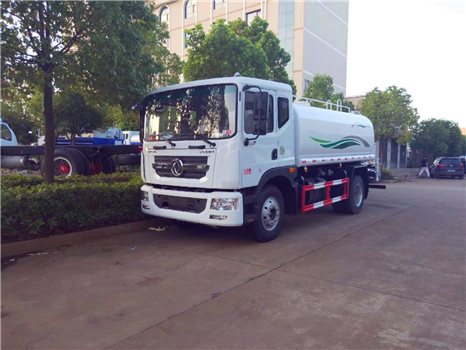 程力灑水車廠家 程力灑水車廠家