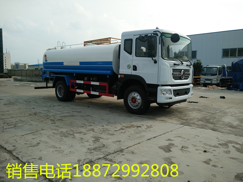 東風(fēng)灑水車(chē)廠家 東風(fēng)灑水車(chē)廠家