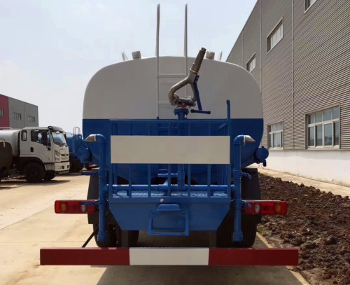 程力灑水車廠家 程力灑水車廠家