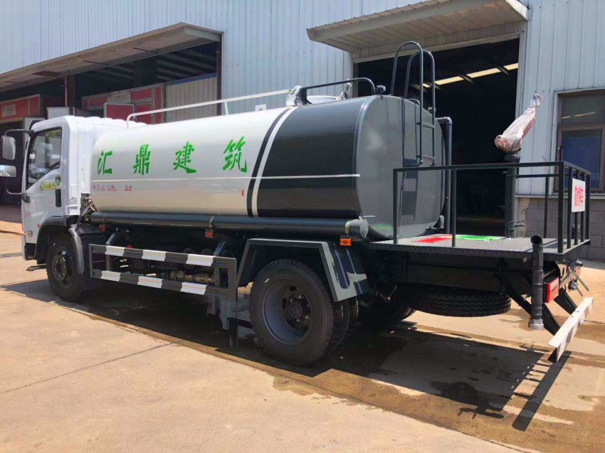 國六東風福瑞卡9-10噸灑水車圖片 國六東風福瑞卡9-10噸灑水車圖片