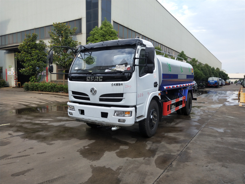 灑水車綠化和環衛不同用途-湖北程力 灑水車綠化和環衛不同用途-湖北程力