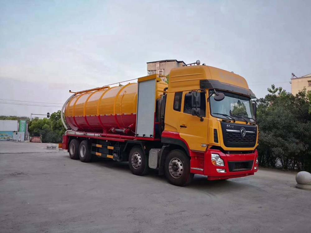 環衛吸污車,小型吸污車等4項發明填補國內空白-湖北吸污車廠 環衛吸污車,小型吸污車等4項發明填補國內空白-湖北吸污車廠