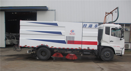 清掃車的日常維護 清掃車的日常維護