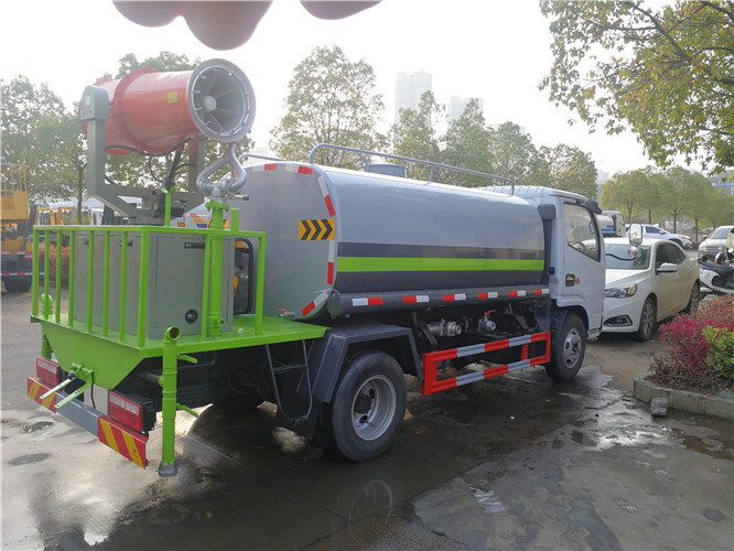 庫存東風綠化灑水車低價銷售了 庫存東風綠化灑水車低價銷售了