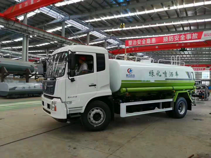 灑水車專賣 12方灑水車 國(guó)六多功能灑水車廠家 灑水車專賣 12方灑水車 國(guó)六多功能灑水車廠家