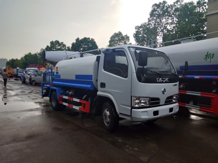 東風(fēng)多利卡型多功能抑塵車-東風(fēng)多利卡灑水車廠家直銷 東風(fēng)多利卡型多功能抑塵車-東風(fēng)多利卡灑水車廠家直銷