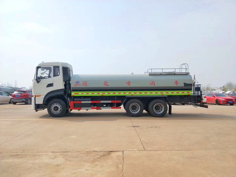 五、國六東風(fēng)天龍后雙橋20噸灑水車管路系統(tǒng): 由管道、四位三通球閥、直通球閥、過濾網(wǎng)、出水口(前沖后灑、側(cè)噴;高位側(cè)花灑;后工作平臺,帶綠化灑水高炮)組成。 五、國六東風(fēng)天龍后雙橋20噸灑水車管路系統(tǒng): 由管道、四位三通球閥、直通球閥、過濾網(wǎng)、出水口(前沖后灑、側(cè)噴;高位側(cè)花灑;后工作平臺,帶綠化灑水高炮)組成。