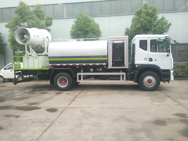 大廠直銷國六灑水車,5方-15方灑水車,現(xiàn)貨低價直銷 大廠直銷國六灑水車,5方-15方灑水車,現(xiàn)貨低價直銷