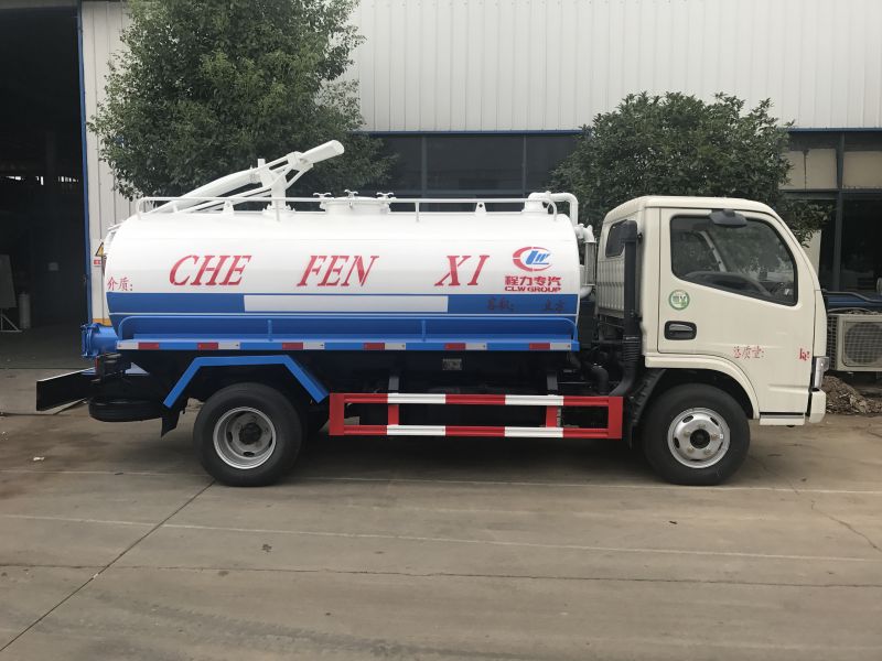 小型吸糞車多少錢一臺(tái) 5方東風(fēng)小多利卡吸糞車廠家直銷 小型吸糞車多少錢一臺(tái) 5方東風(fēng)小多利卡吸糞車廠家直銷