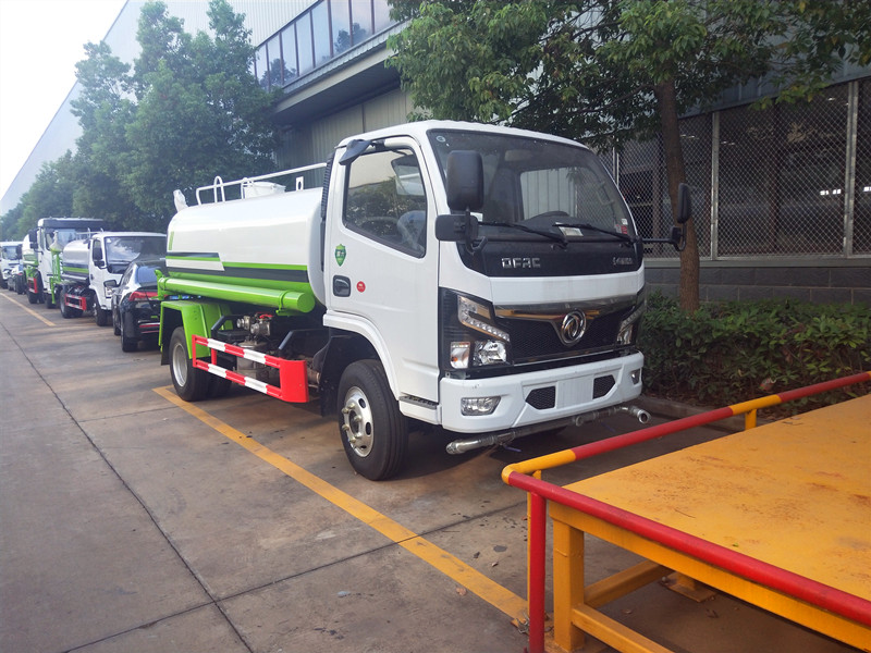 東風多利卡水罐車-東風多利卡水罐車價格-東風多利卡水罐車廠家直銷 東風多利卡水罐車-東風多利卡水罐車價格-東風多利卡水罐車廠家直銷