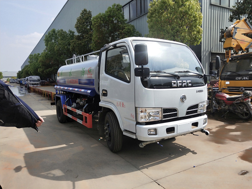 20噸灑水車-20方灑水車-15噸灑水車哪里優惠 20噸灑水車-20方灑水車-15噸灑水車哪里優惠