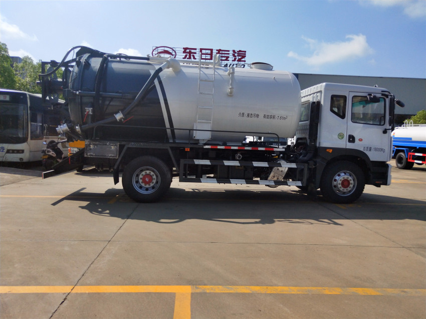 東風(fēng)D9吸污車 東風(fēng)D9吸污車