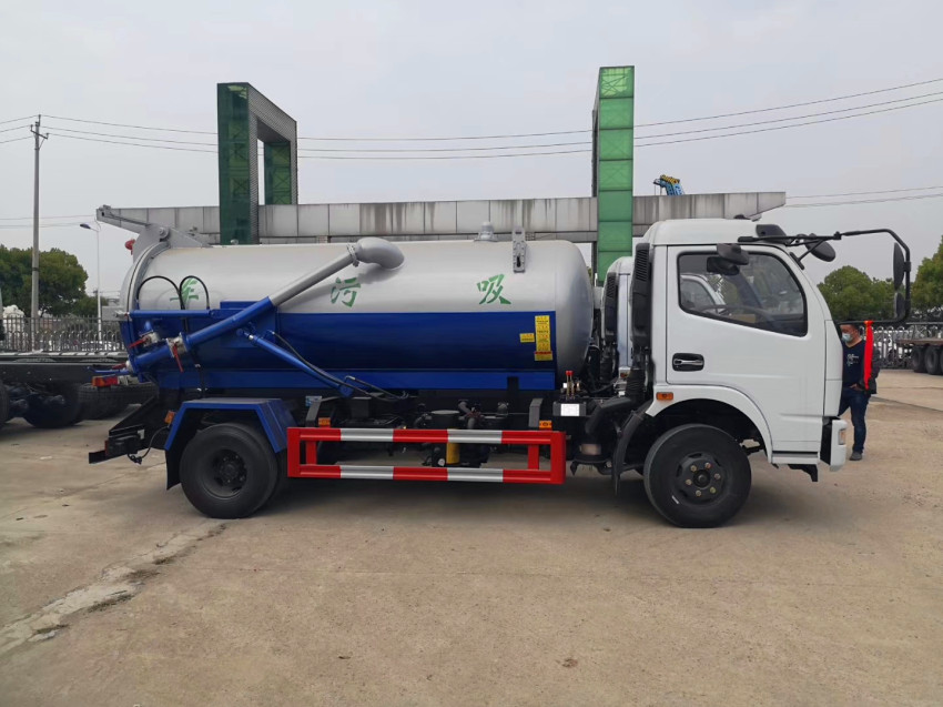 藍牌東風小多利卡清洗吸污車-清洗吸污車生產廠家-湖北程力 藍牌東風小多利卡清洗吸污車-清洗吸污車生產廠家-湖北程力