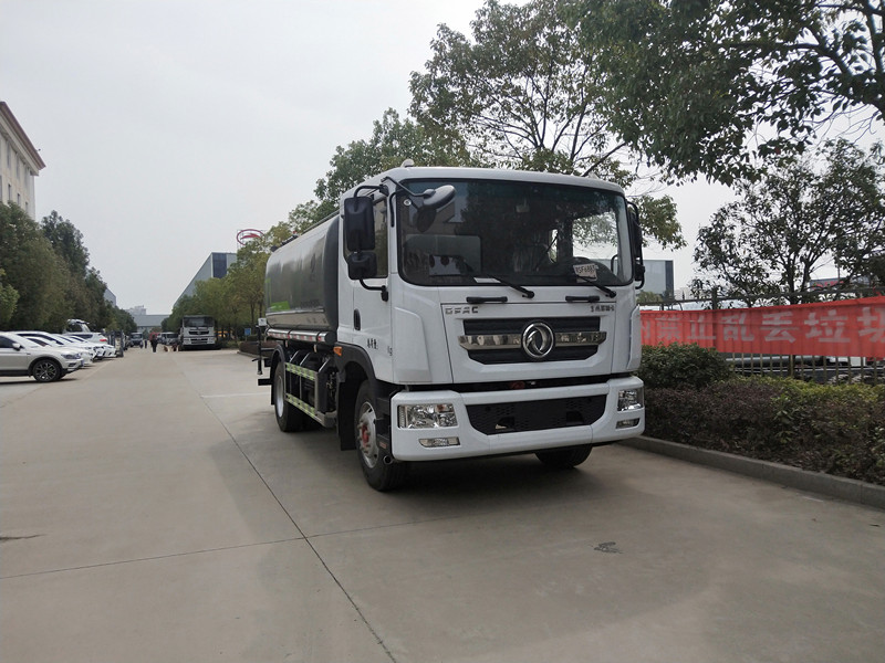 康明斯230匹馬力國六灑水車-東風15噸國六灑水車廠家直銷-湖北盈通 康明斯230匹馬力國六灑水車-東風15噸國六灑水車廠家直銷-湖北盈通