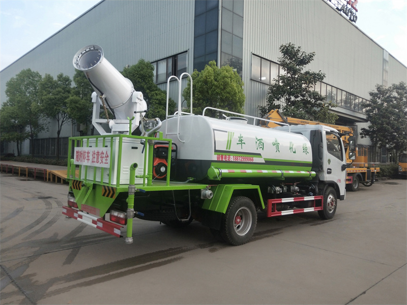 5噸灑水車(chē) 5噸灑水車(chē)