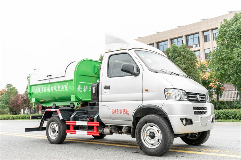 東風小霸王 3方勾臂垃圾車-東風垃圾車廠家直銷-程力垃圾車生產廠家 東風小霸王 3方勾臂垃圾車-東風垃圾車廠家直銷-程力垃圾車生產廠家