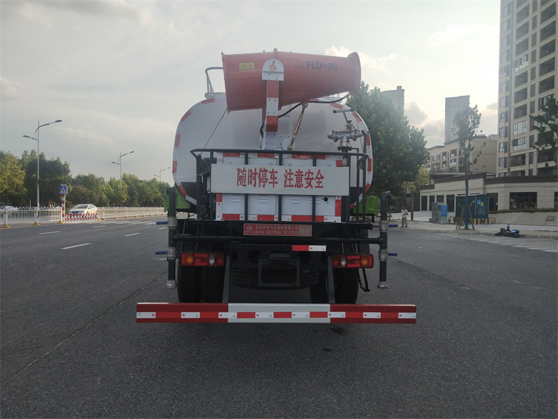 東風天錦12噸霧炮灑水車 東風天錦12噸霧炮灑水車
