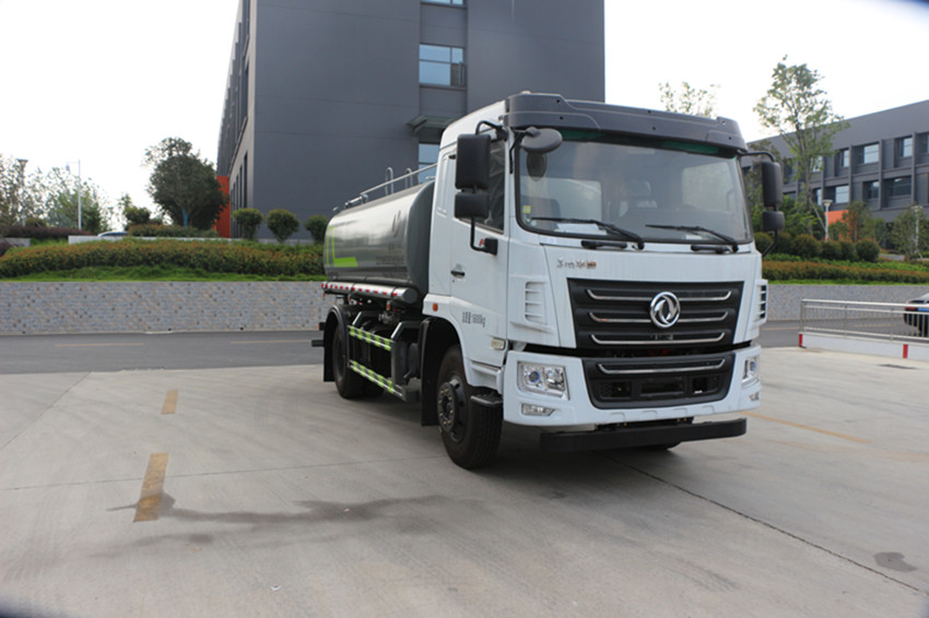 程力12噸灑水車(chē)價(jià)格-灑水車(chē)-程力威牌CLW5161GSS6KL型灑水車(chē)廠(chǎng)家 程力12噸灑水車(chē)價(jià)格-灑水車(chē)-程力威牌CLW5161GSS6KL型灑水車(chē)廠(chǎng)家