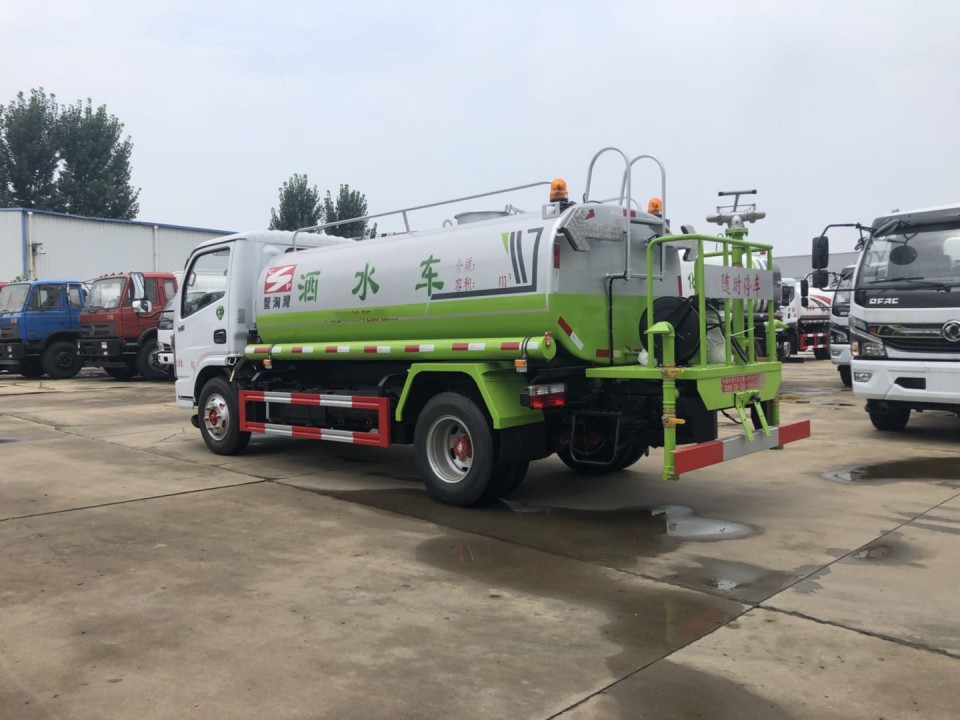 5立方藍牌灑水車 5立方藍牌灑水車