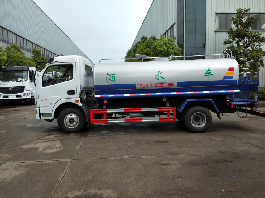 灑水車(chē)價(jià)格多少錢(qián)一輛哪里有賣(mài)-湖北程力灑水車(chē)生產(chǎn)廠(chǎng)家 灑水車(chē)價(jià)格多少錢(qián)一輛哪里有賣(mài)-湖北程力灑水車(chē)生產(chǎn)廠(chǎng)家