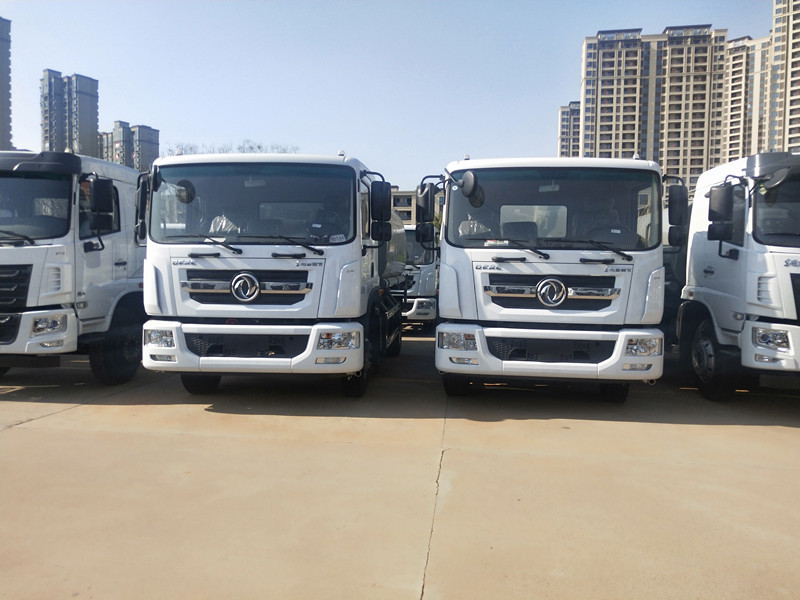 工地用灑水車(chē)的價(jià)格-工地用灑水車(chē)價(jià)格報(bào)價(jià)-湖北程力 工地用灑水車(chē)的價(jià)格-工地用灑水車(chē)價(jià)格報(bào)價(jià)-湖北程力