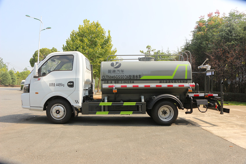 小型灑水車 小型灑水車