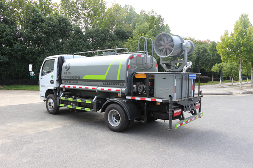 藍牌灑水車 藍牌灑水車