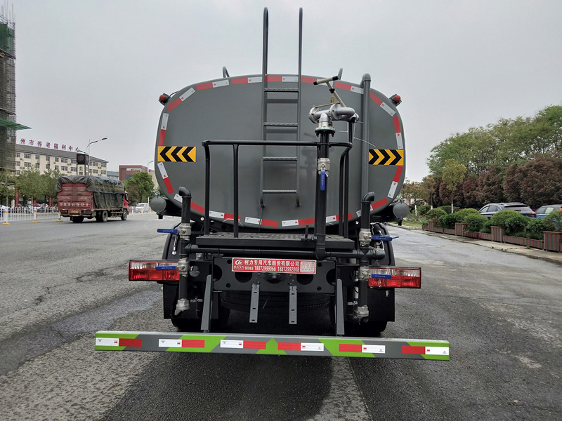 15方灑水車 15方灑水車