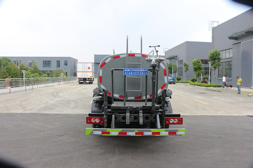 市政道路灑水車價(jià)格-市政道路灑水車報(bào)價(jià)-湖北程力 市政道路灑水車價(jià)格-市政道路灑水車報(bào)價(jià)-湖北程力