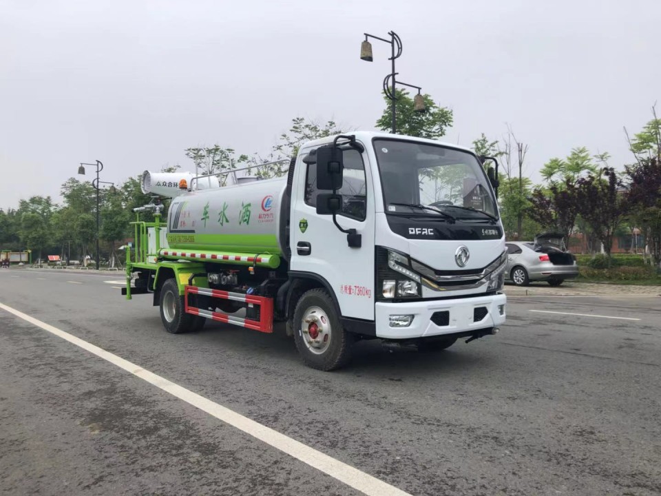 灑水車灑一次水多少錢-灑水車生產廠家-湖北程力 灑水車灑一次水多少錢-灑水車生產廠家-湖北程力