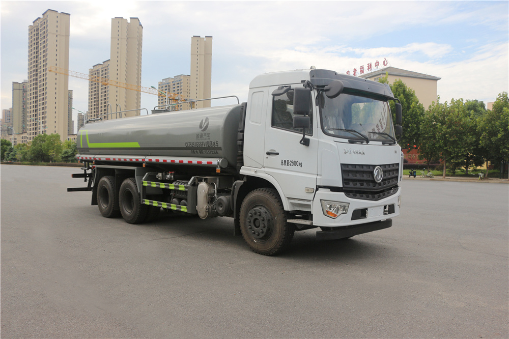 東風D3L后雙橋鯊魚頭灑水車-19噸灑水車生產廠家-湖北盈通 東風D3L后雙橋鯊魚頭灑水車-19噸灑水車生產廠家-湖北盈通