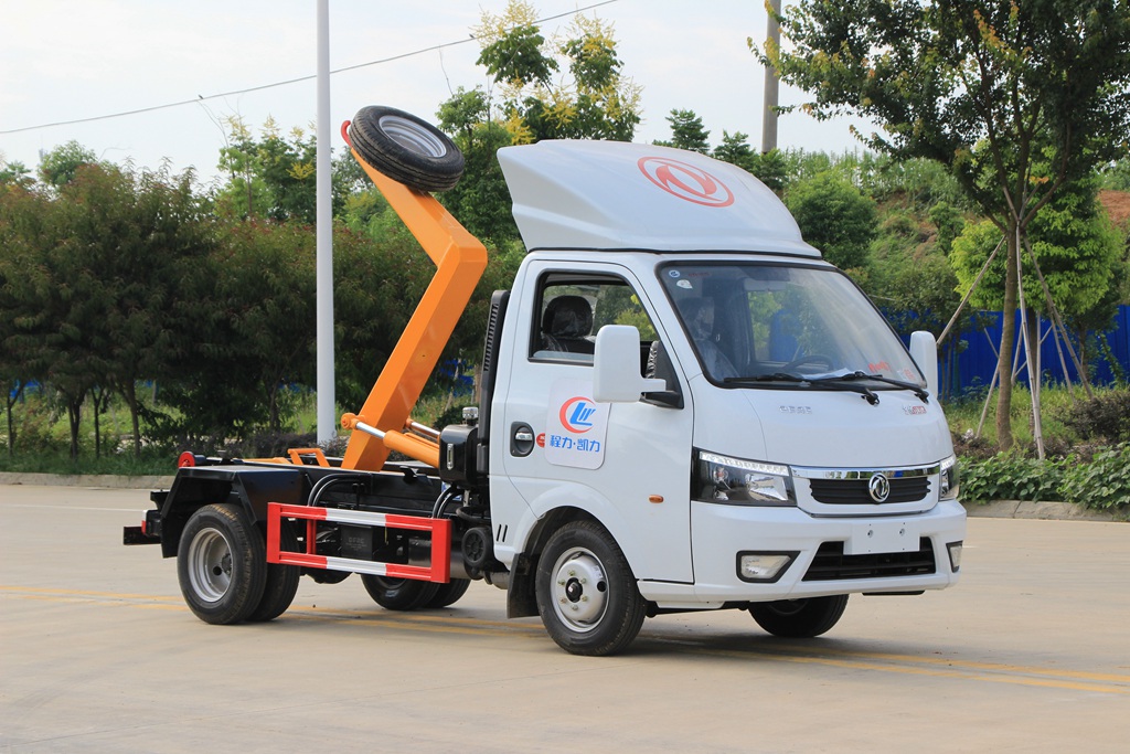 東風途逸勾臂垃圾車-藍牌垃圾車生產廠家-湖北盈通垃圾車廠家銷售 東風途逸勾臂垃圾車-藍牌垃圾車生產廠家-湖北盈通垃圾車廠家銷售