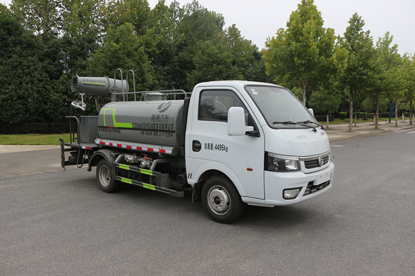 東風(fēng)藍(lán)牌灑水車-東風(fēng)2.7噸藍(lán)牌灑水車多少錢-湖北盈通 東風(fēng)藍(lán)牌灑水車-東風(fēng)2.7噸藍(lán)牌灑水車多少錢-湖北盈通