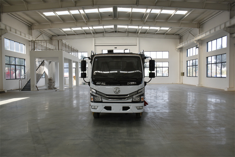 東風(fēng)小多利卡清掃車︱5噸掃路車-洗掃車-湖北盈通 東風(fēng)小多利卡清掃車︱5噸掃路車-洗掃車-湖北盈通