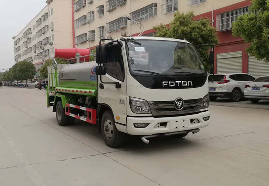 國(guó)六福田時(shí)代5噸灑水車圖片