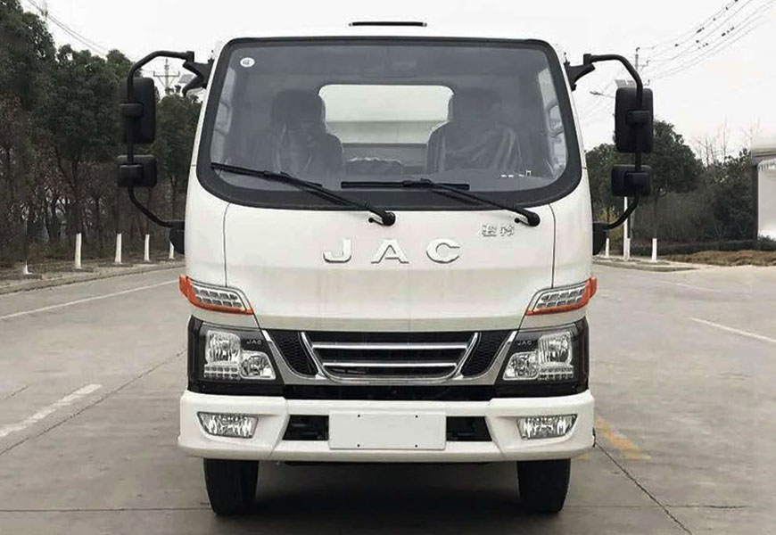 江淮駿鈴5噸灑水車正面展示圖