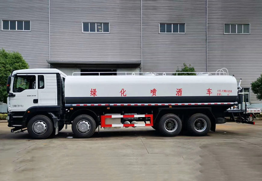 重汽汕德卡25噸灑水車